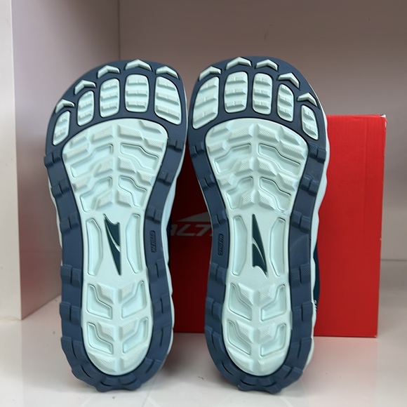 Altra Womens Superior 5 - Picture 4 of 4